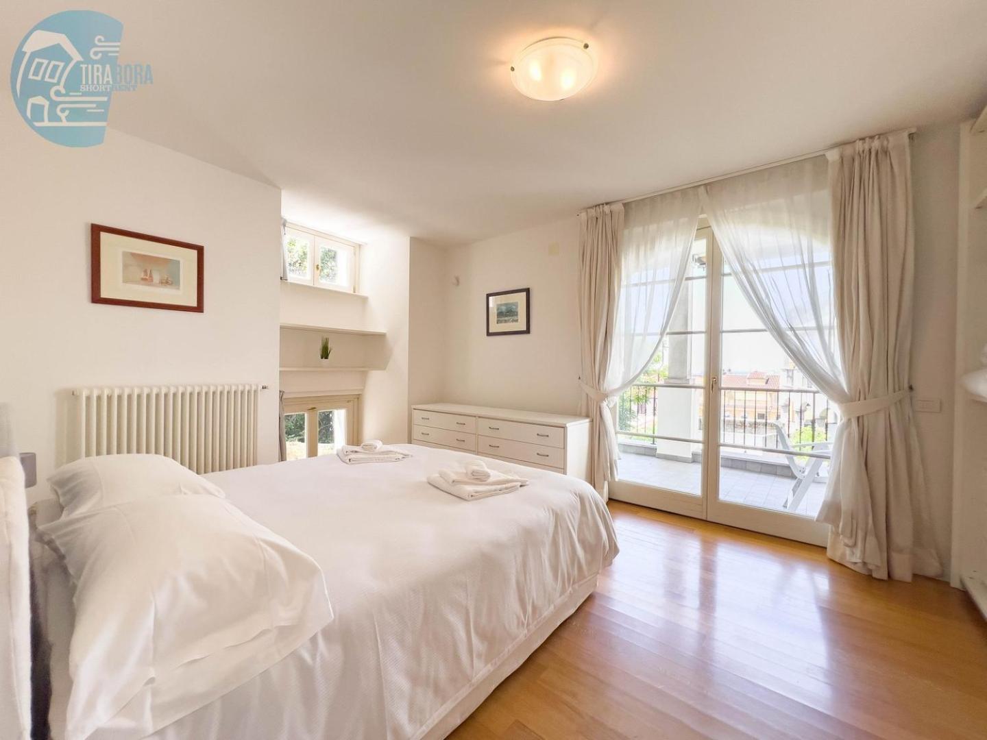 דירות טריאסטה Cattedrale 5 Tirabora Short Rent מראה חיצוני תמונה