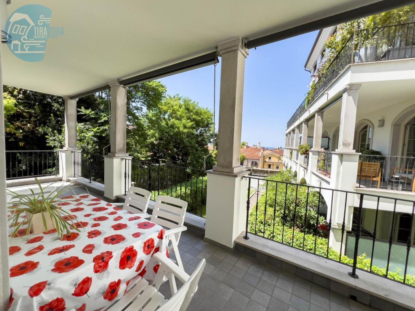 דירות טריאסטה Cattedrale 5 Tirabora Short Rent מראה חיצוני תמונה