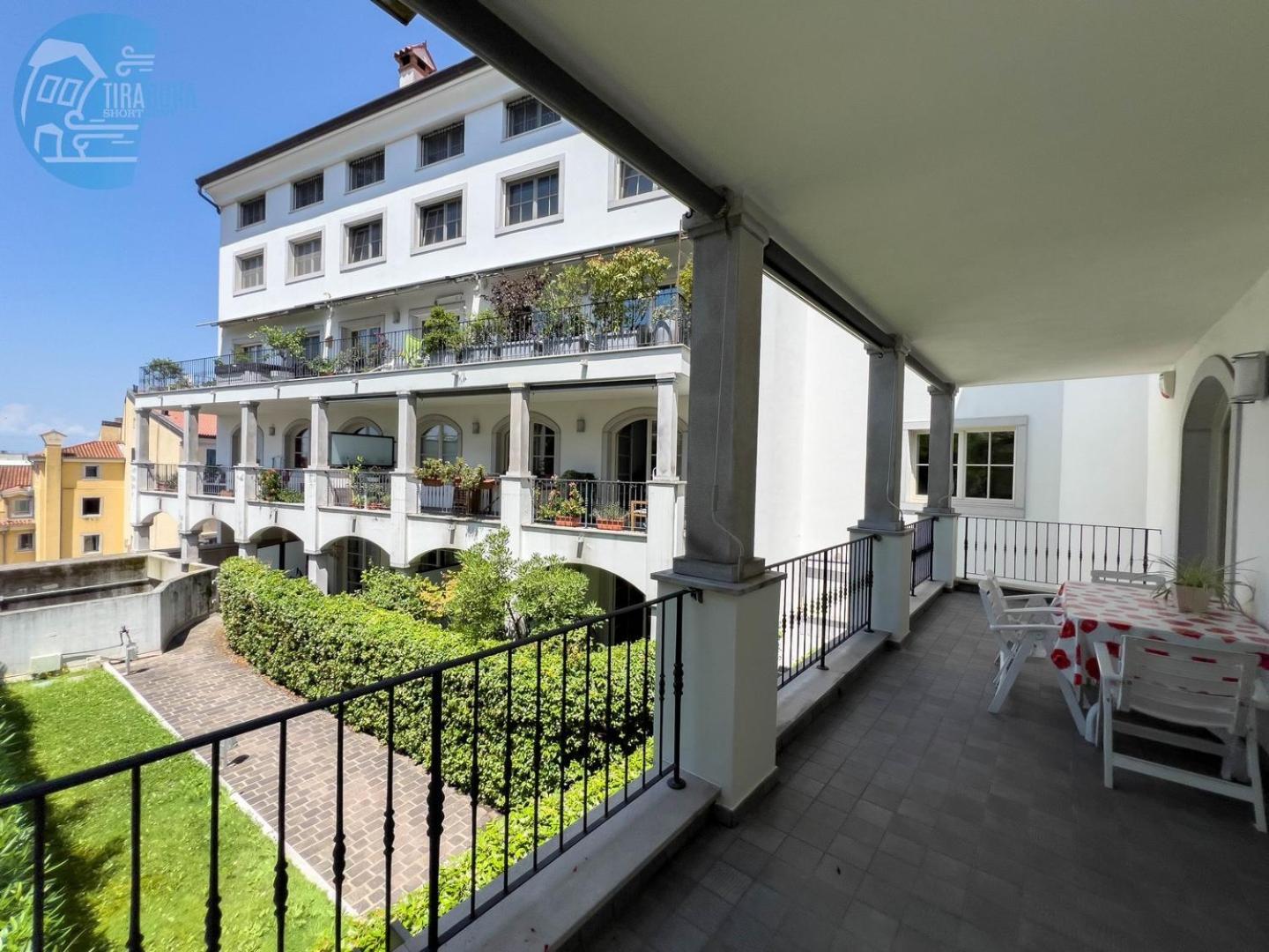 דירות טריאסטה Cattedrale 5 Tirabora Short Rent מראה חיצוני תמונה
