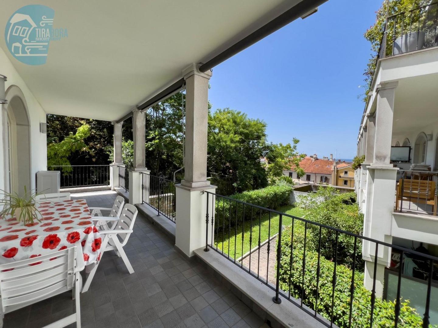 דירות טריאסטה Cattedrale 5 Tirabora Short Rent מראה חיצוני תמונה